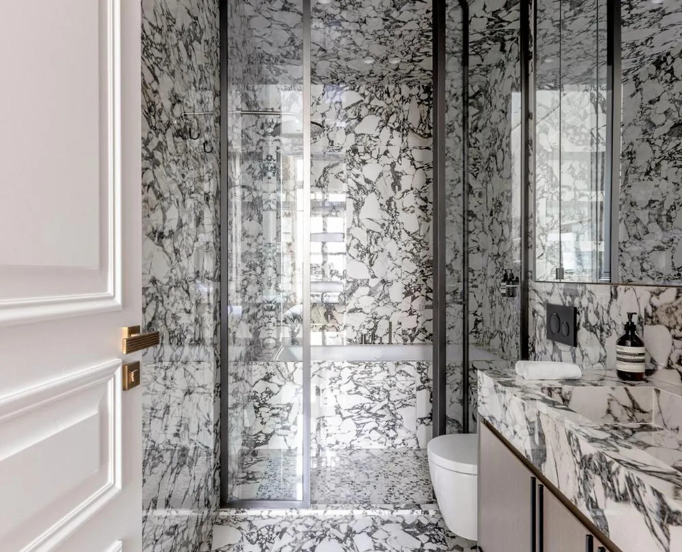 Highstay - Luxury Serviced Apartments - Louvre Paris 0*,