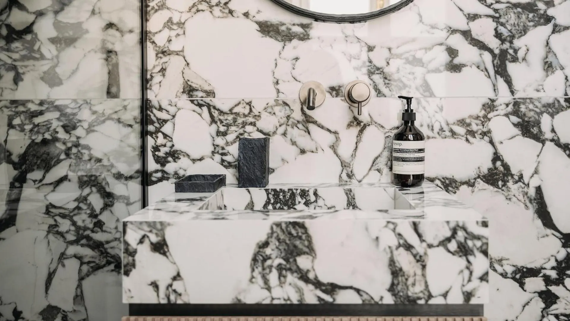 Highstay - Luxury Serviced Apartments - Louvre Paris